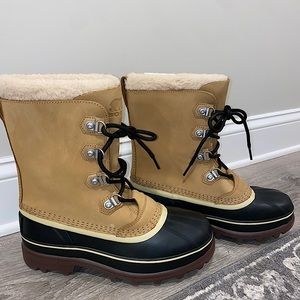 Sorel Caribou Stack WP Tan Snow Boots